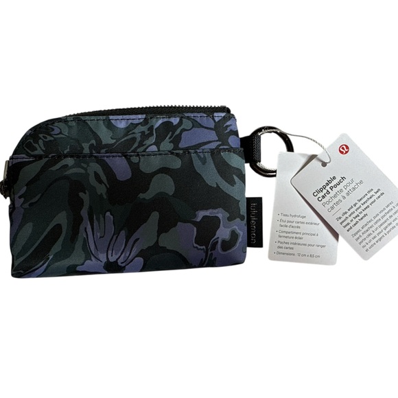 LULULEMON Clippable Card Pouch in Flower Meld/Graphite Grey - Picture 3 of 4